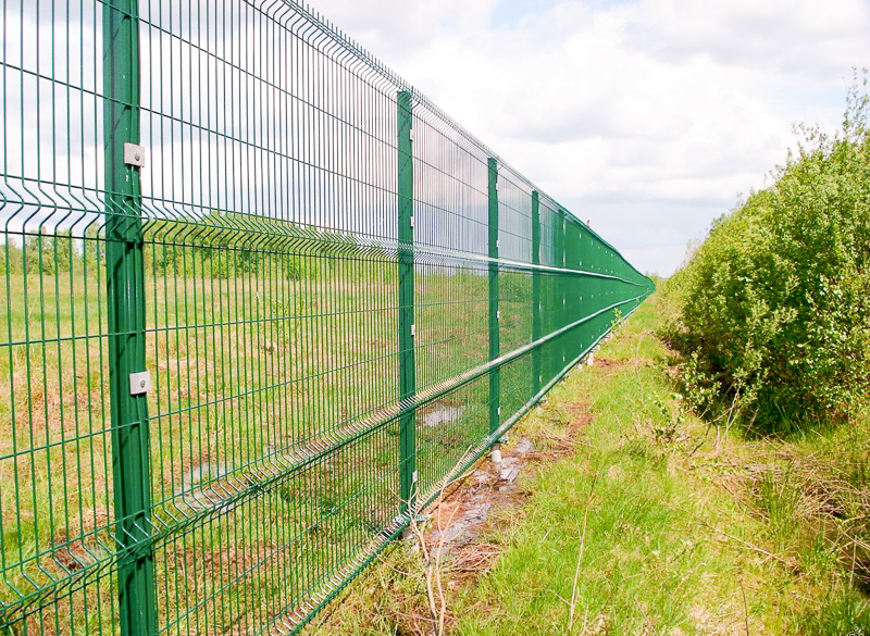 Для чего нужна сварная сетка? Где купить сварную сетку?