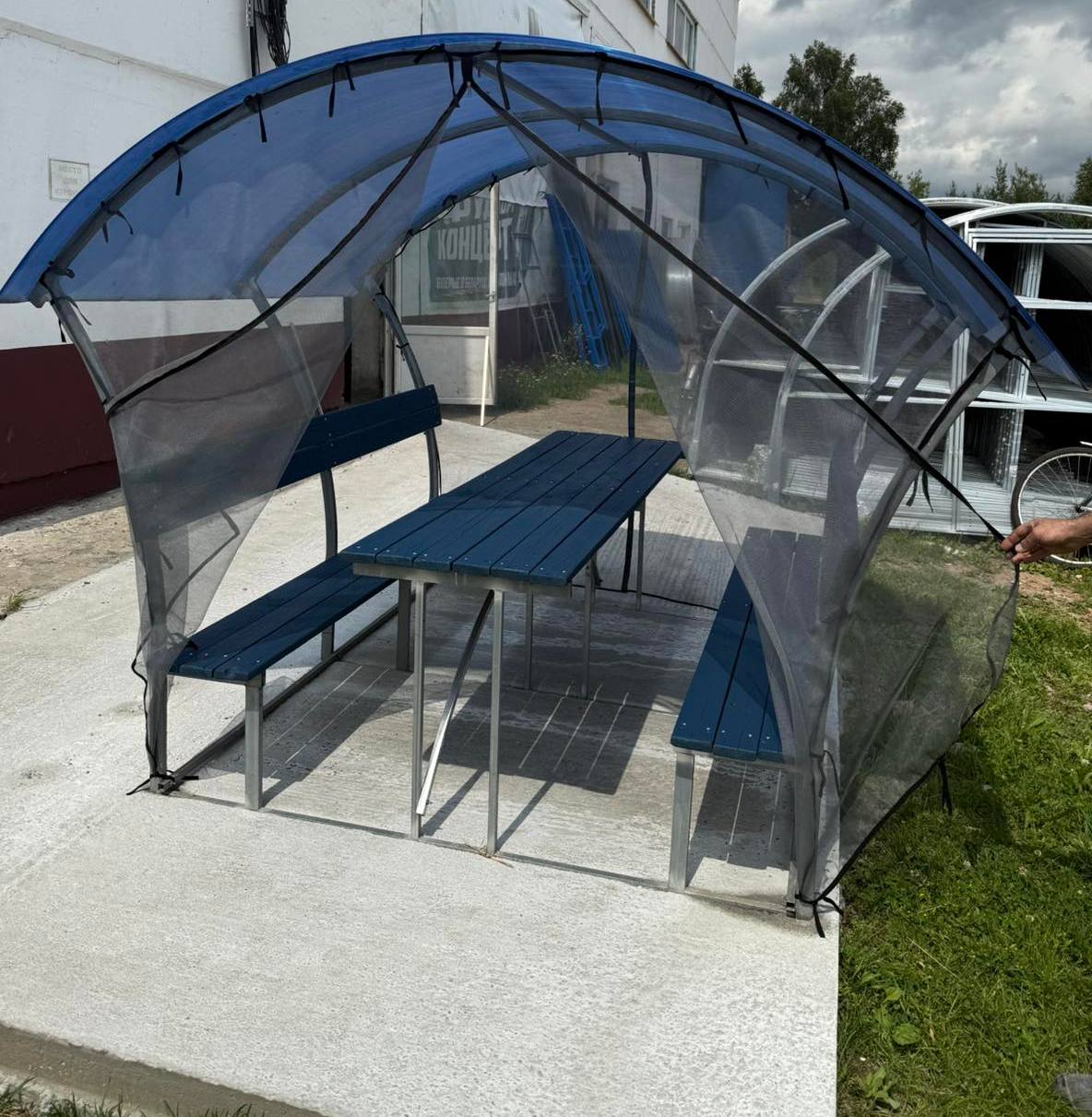 Запуск продаж москитных сеток для беседки "Семейная"